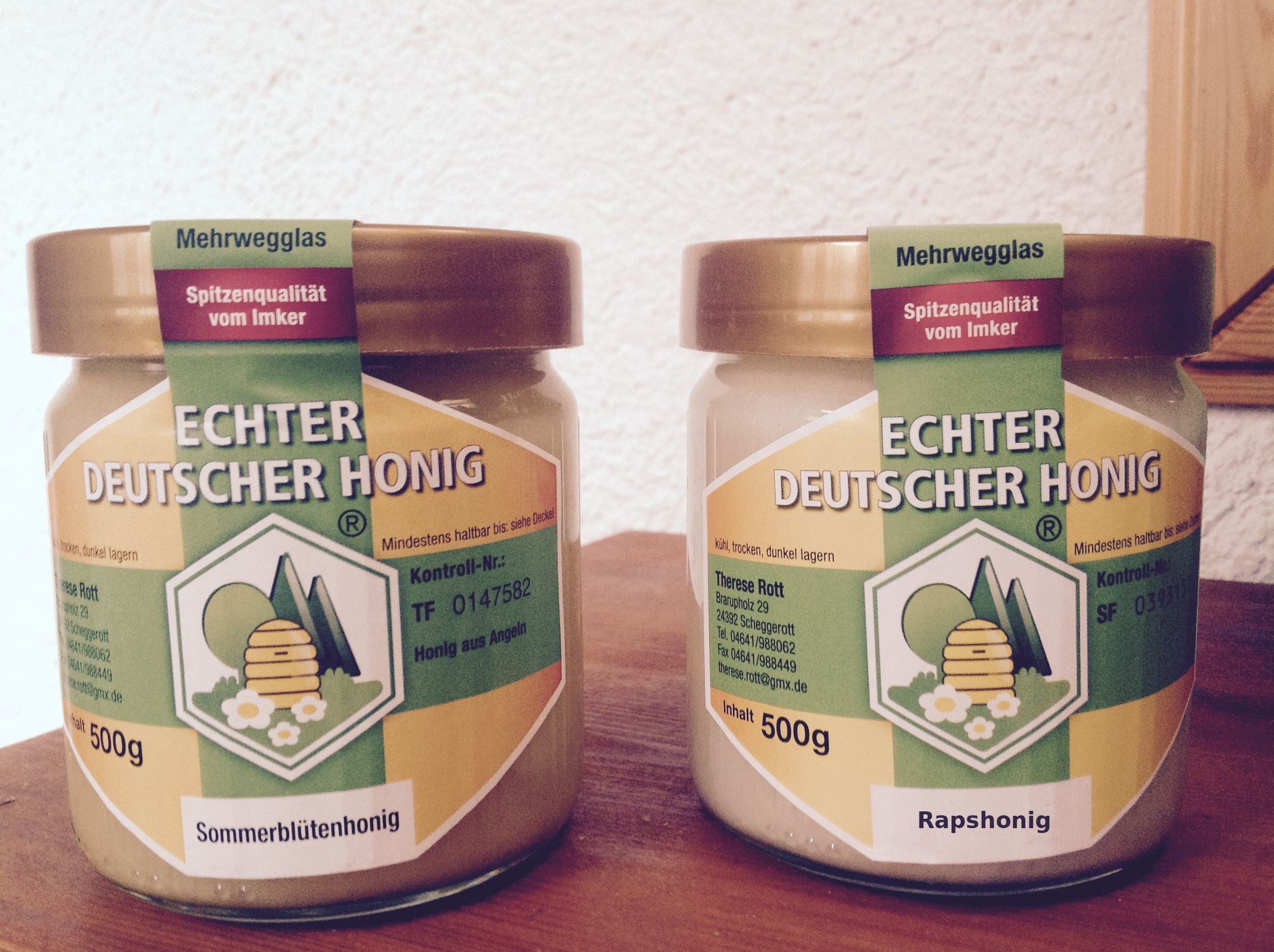 Honiggläser von Honig aus Angeln
